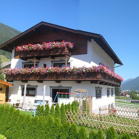 Pension Kristall Neustift im Stubaital Eksteriør billede